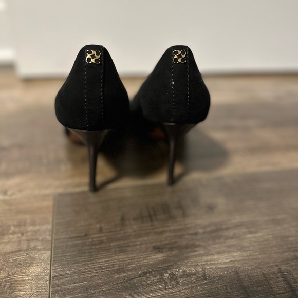 Coach black suede pumps size 10 - Picture 4 of 7